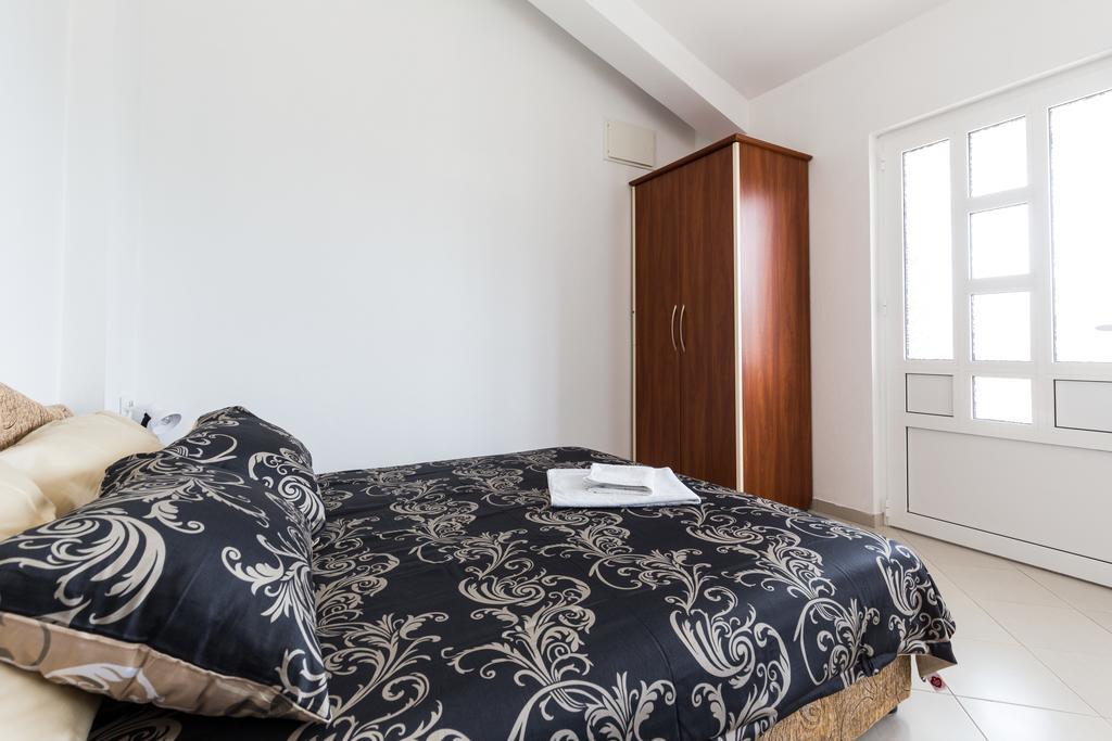 Apartments Sofia Sutomore Buitenkant foto